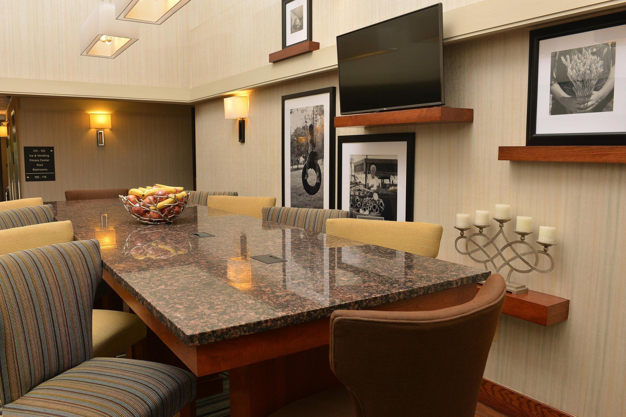 Hampton Inn Springfield-South Ngoại thất bức ảnh
