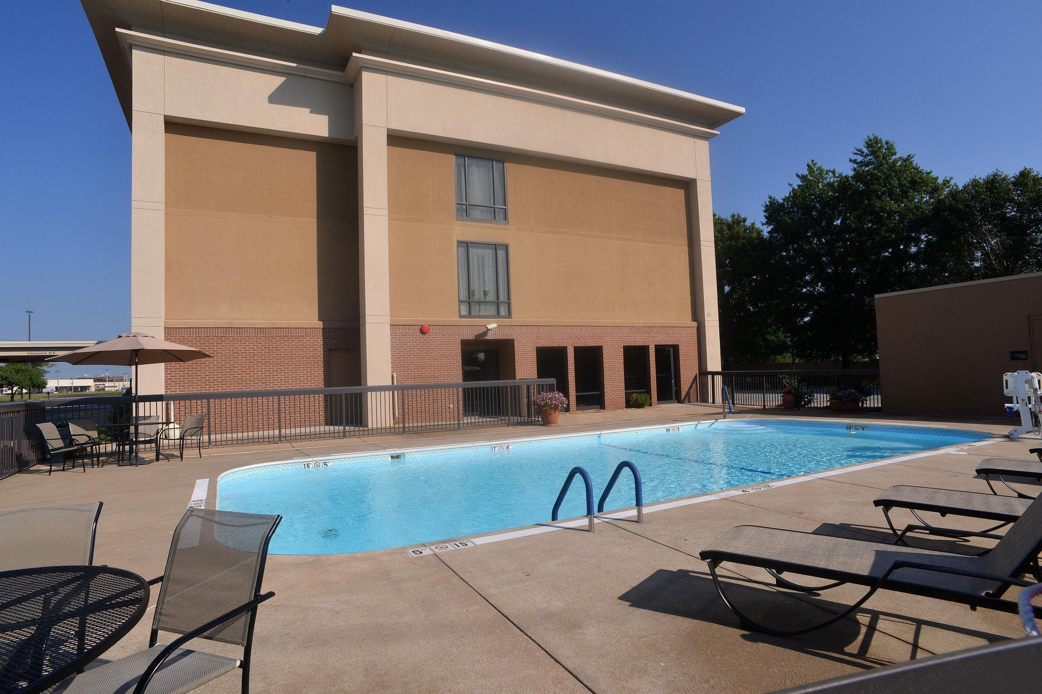 Hampton Inn Springfield-South Ngoại thất bức ảnh