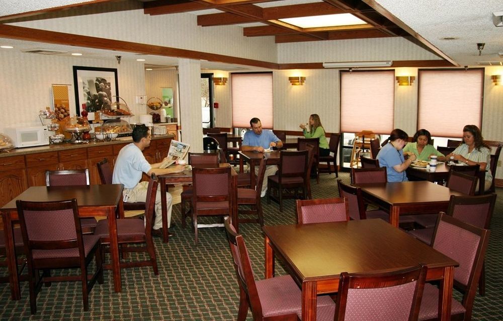 Hampton Inn Springfield-South Nhà hàng bức ảnh